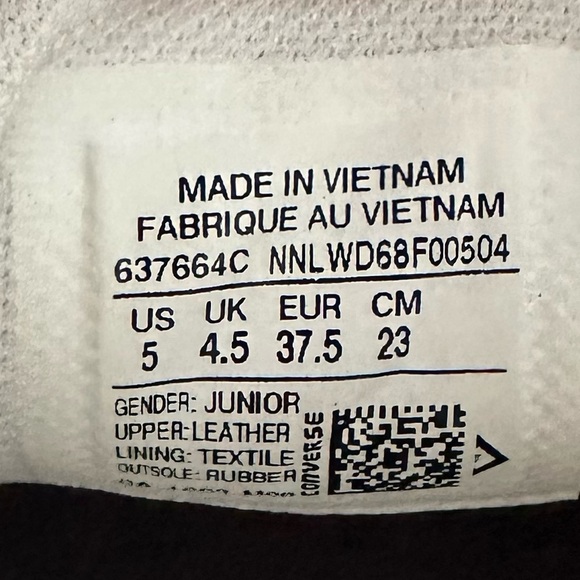 Converse Chuck Taylor All Stars Low Tops White Leather Juniors 5 Sneakers Shoes - Picture 4 of 13